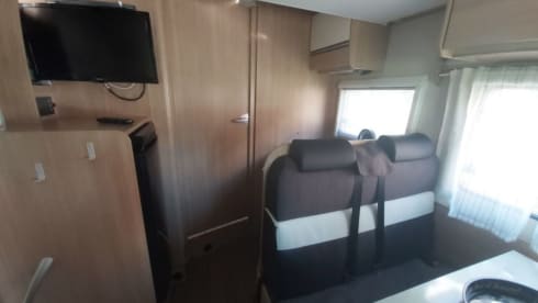Sunny – Very complete Sunlight camper