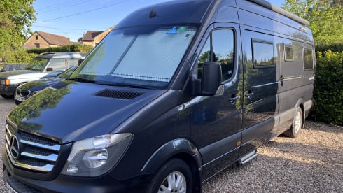 Hamish – 2 berth large campervan 2015 based on Mercedes Sprinter van