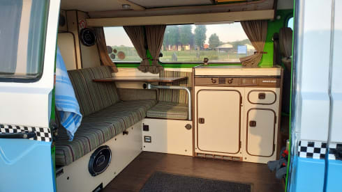 Stitch – Retro 5p Volkswagen Westfalia campervan from 1982 Stitch