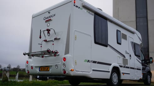 4p Chausson Semi-Integrated 
