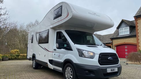 Frankie –  Frankie 6 berth Roller Team 
