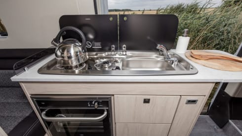 Eiriol – 2 berth Auto Trail  Expedition 66 (2024)