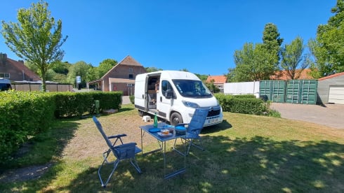 2p Citroën campervan from 2018