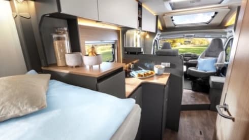 22 LMC H660G  – Tourer lift 3 persons