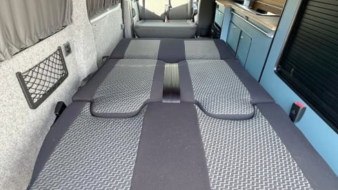 Skye1, 4 berth campervan with pop top roof