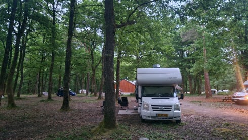 Hymer Carado A366 – Lovely spacious family camper! 