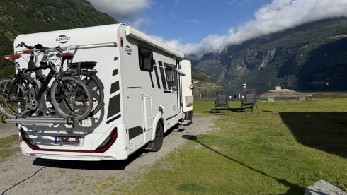 Camper Ledegem – Moderne practische camper voor Onvergetelijke Reizen