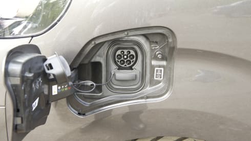 The Lomond – Luxury Electric Campervan for Sustainable Adventures