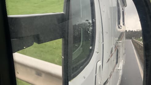 Red Pepper – Nice compact camper (2019) for 2 people