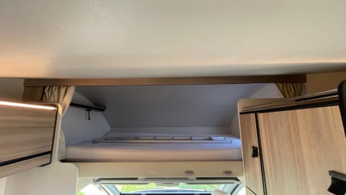 Queen L – Nieuwe Rimor camper voor 6