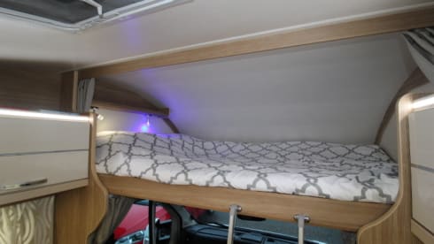 Alba – 6/7 berth motorhome with canopy