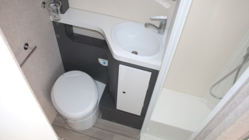 Glamys - 320 Ford – MCLOUIS GLAMYS 226 Ford with automatic transmission