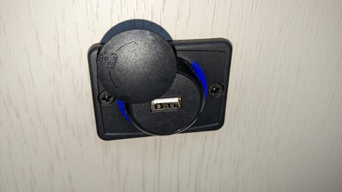 Gigi – Camper Van Motorhome Koblenz