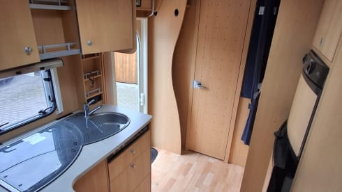 6p Dethleffs alcove from 2009