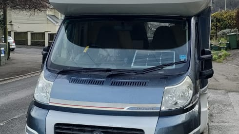 Irene – 6 berth Autotrail Apache 700