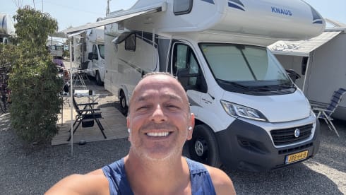 Knaus – 6-person Knaus Alcove from 2017