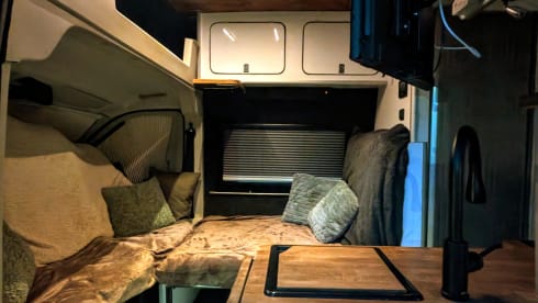 Perfect adVANtures – Brand new! Luxury campervan, suitable for up to 5 persons