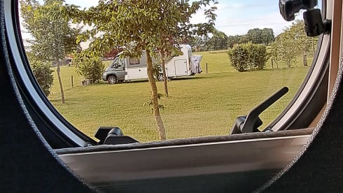 Autobus Malibu pronto per l'avventura 