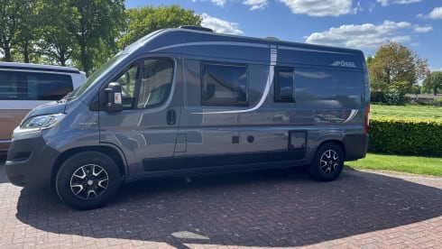 Adria Twin plus automaat – 2p Adria Mobil campervan from 2024