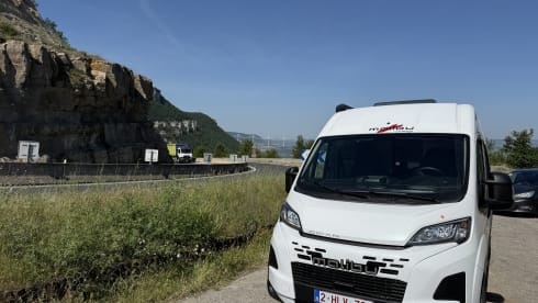 De Maly – 2p Malibu bus uit 2025