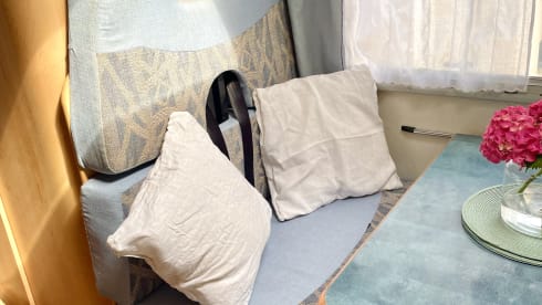 Alcova Mobilvetta a 6 posti letto del 2008