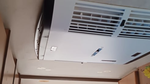 Pakito – 6-seater attic camper a bit old but efficient at the most