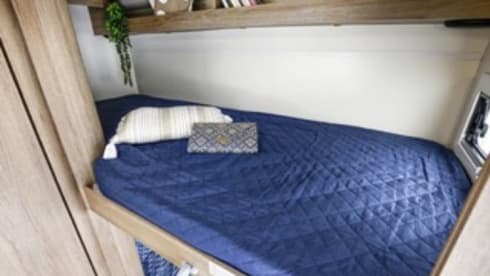 Huey – 6 Berth Rollerteam 707 New for 2023