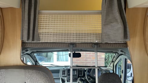 Journey cruiser – 5 berth ace adventurer from 2009 (7.5t - C1 license required)