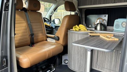 Gray – VW T6 Campervan - 4 Berth