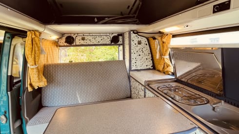 4p Volkswagen campervan from 1995