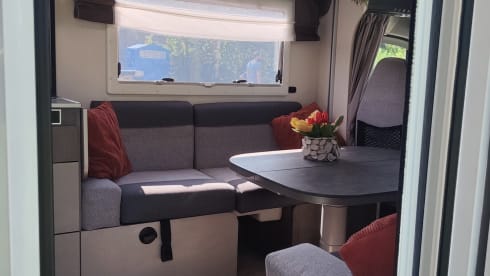 Spacious and nice driving Chausson!