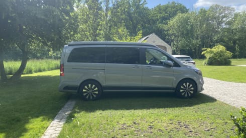 Quini – 4p Mercedes-Benz campervan uit 2025