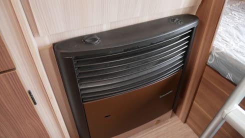 McLouis M700, 6 couchages et assises.