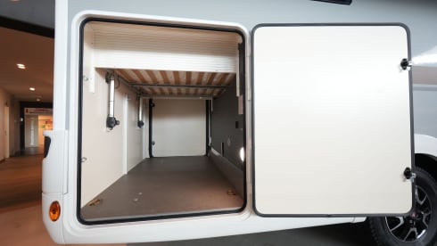 4p McLouis semi-integrated uit 2025