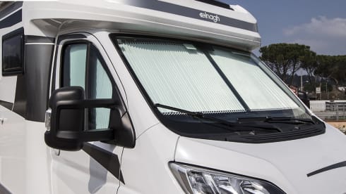 T-Loft 450 – Camper Semintegrale 4 posti Elnagh T-Loft 450 - 6,99 mt. 