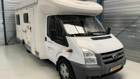 Ford 3P semi-intégré à partir de 2009