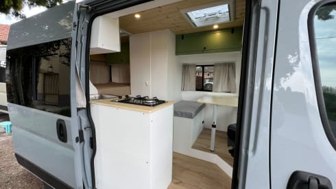 DiffeRent :) – Practicality, adventure and comfort... in a single house on wheels