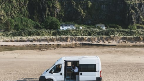 Einzigartiger Campervan mit 2 Schlafplätzen