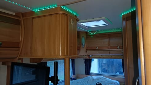 Dakota – 4 berth Autotrail alcove from 2004