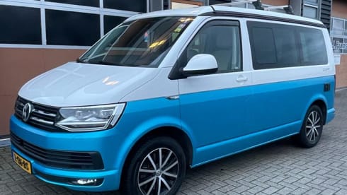 4p Volkswagen bus uit 2019