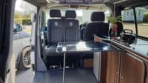 The White Pearl - VW T5 Campervan