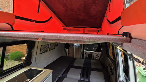Automatic VW Transporter T6 with Pop Top King Size Bed and Storage