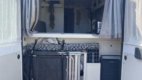 2p Peugeot bus uit 2016