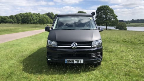 Betty – 2 berth 2018 VW Campervan