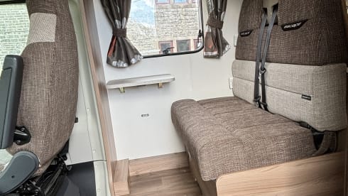 Maggie – Peak District Escape - 4 Berth