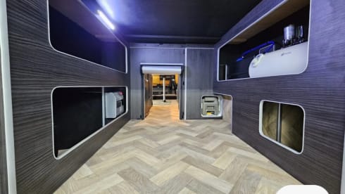 Doogle – 5 berth Vw Crafter campervan lwb