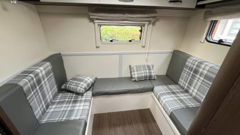 6 berth Roller Team Family Motorhome