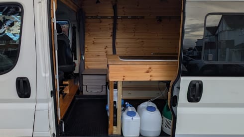 Limitless  – 2-4 berth Peugeot off grid campervan