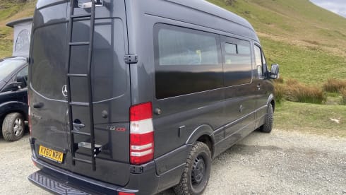 3 berth Mercedes-Benz bus from 2011