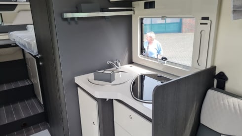 Wunderschönes Integrietes Vollausgestattetes Wohnmobil zu vermieten